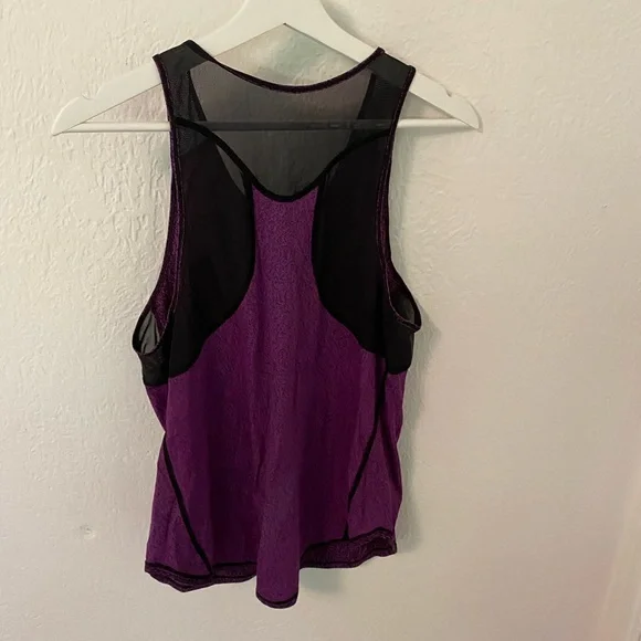 Lululemon tank - Picture 4 of 4
